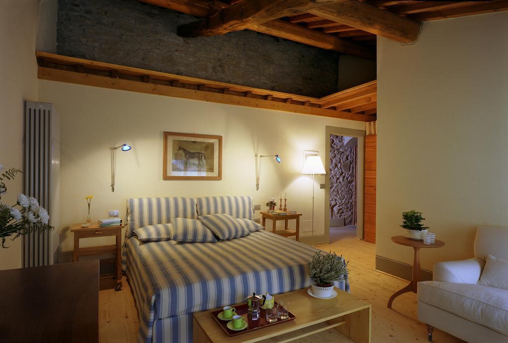 Fattoria Casamora - Suites Pian Di Sco Bilik gambar
